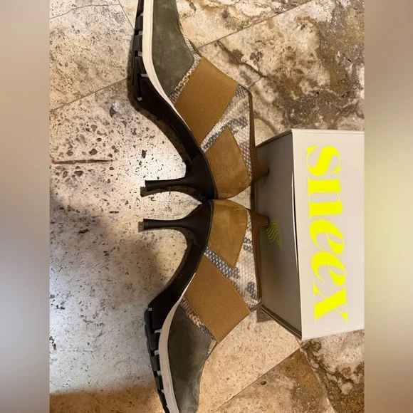 Sneex Slip-On Sneakers in Olive & Tan - Picture 3 of 9